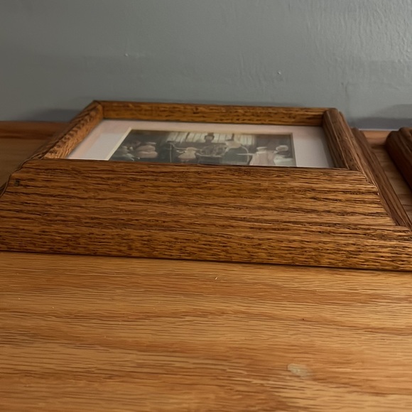 SOLD Vintage Wall Pictures of Yesteryears - Picture 6 of 10